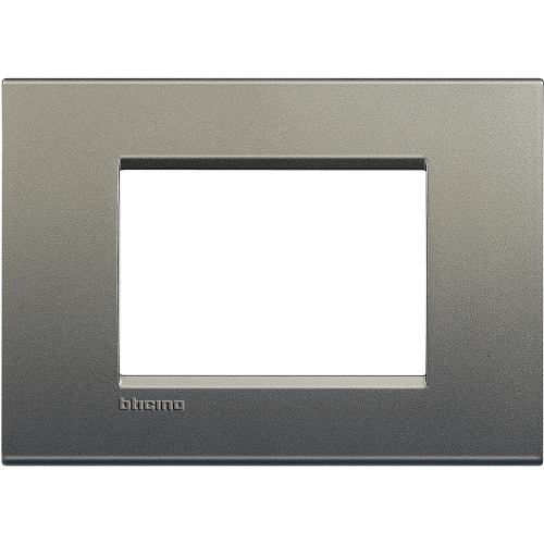  Рамка LivingLight Квадрат Серый шелк 3 модуля Bticino LNA4803AE