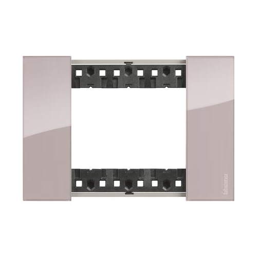  Рамка Bticino Living Now AURA 3-модульная KA4803DM