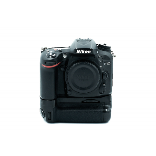 Фотоаппарат Nikon D7100 body (б.у. состояние 5-) б/у-М-КП32 К 2022-03-26
