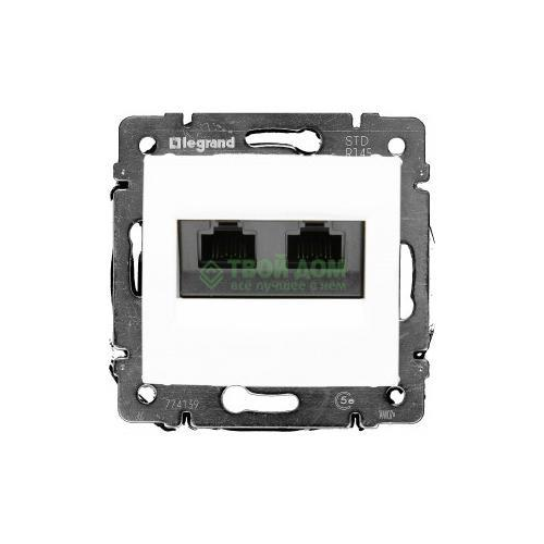 Компьютерная розетка Legrand (774239)