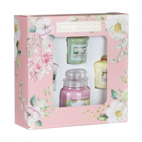 Набор Yankee Candle малая свеча + 3 свечи для подсвечника